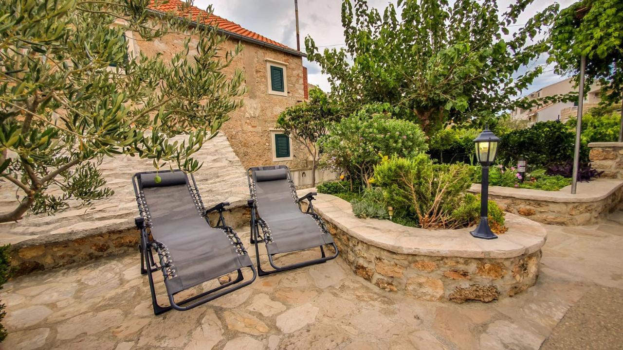 Apartments Obala Бол Экстерьер фото