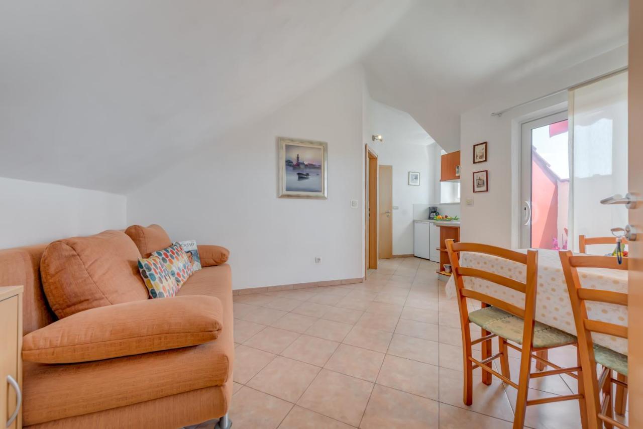 Apartments Obala Бол Экстерьер фото